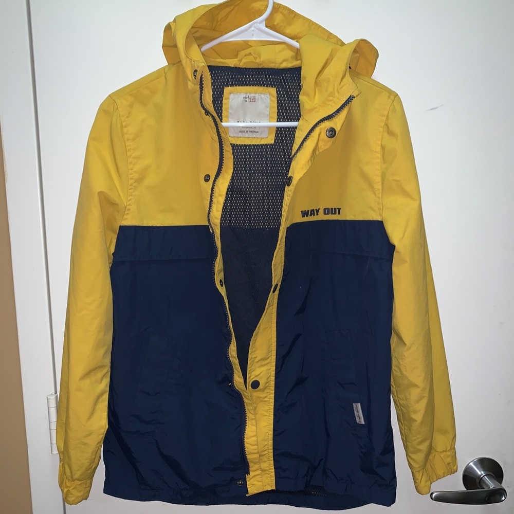 Zara’s Boys Rain Jacket (Yellow/Blue - Size 11/12)